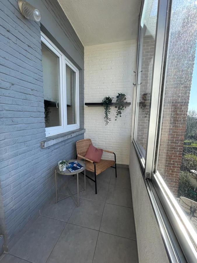 Appartement dans un beau quartier à Anderlecht Bruxelles Extérieur photo